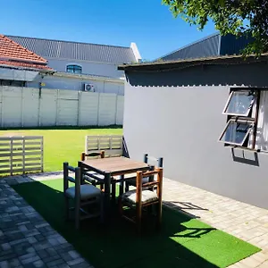 T H Royale Port Elizabeth